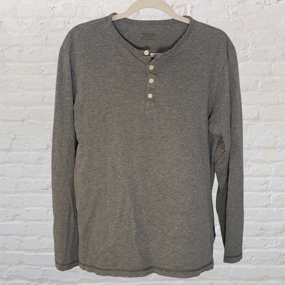 Patagonia Shirt Mens Medium Long Sleeve Henley Pullover Gray Casual Outdoors